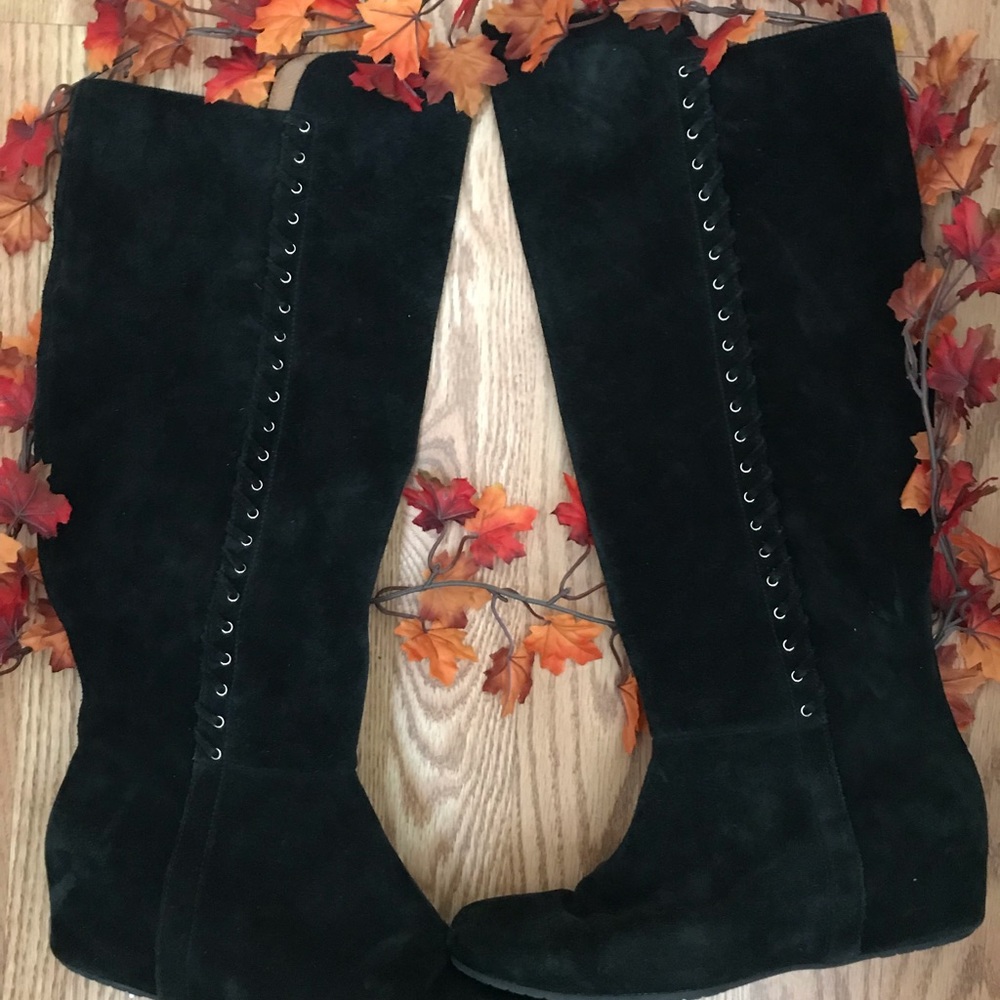 🌸BEAUTIFUL “ISOLA” Black Suede Zip-up Boots